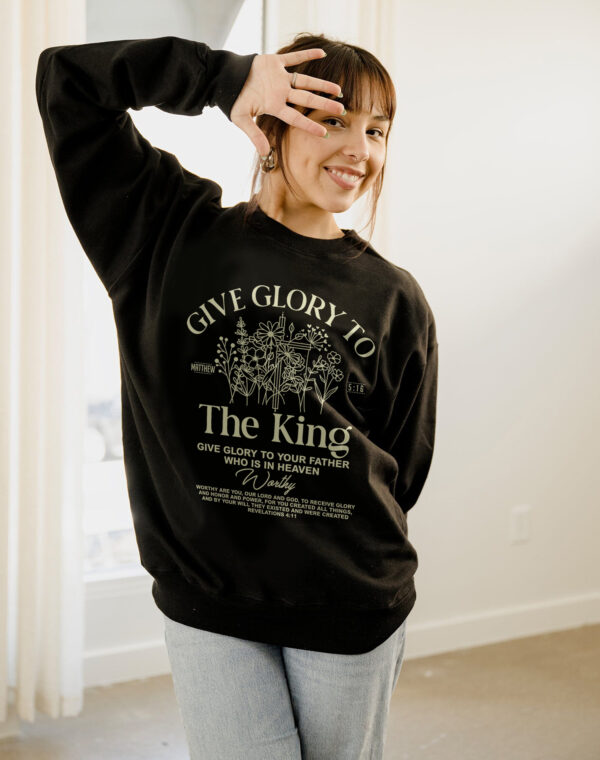 Give Glory To The King Matthew 5:16 Christian Bible Black Comfort Colors Sweatshirt - Image 3