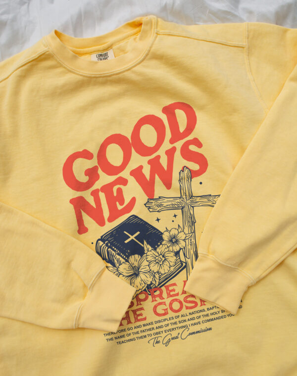 Good News Spread The Gospel Christian Jesus Bible Buttler Yellow Comfort Colors Sweatshirt - Image 4